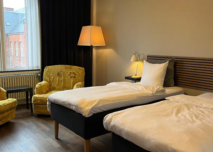 First Hotel Grand
